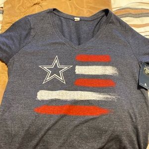 NWT ladies Large Dallas Cowboys American Flag t-shirt